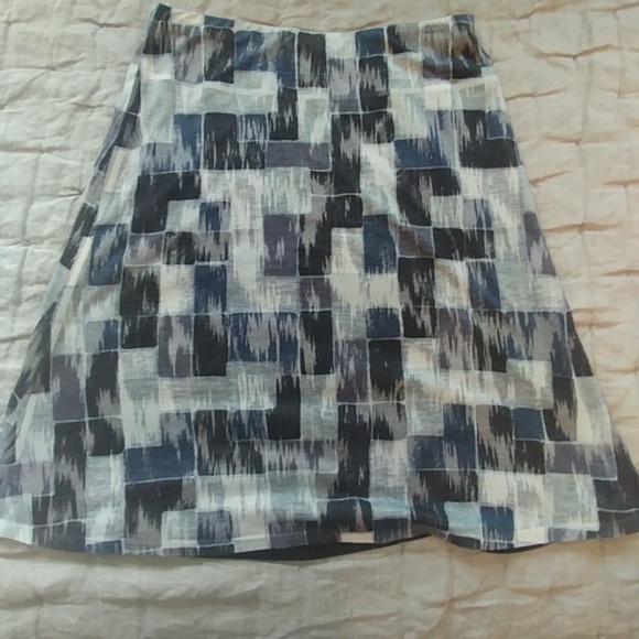 Nally & Millie Dresses & Skirts - Nally & Millie reversible skirt